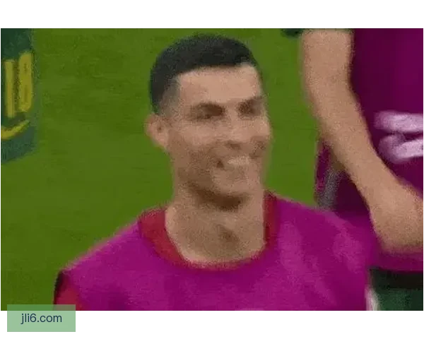 C罗社媒粉丝破十亿，Ins一条动态吸金2485万人民币，商业价值震撼全球